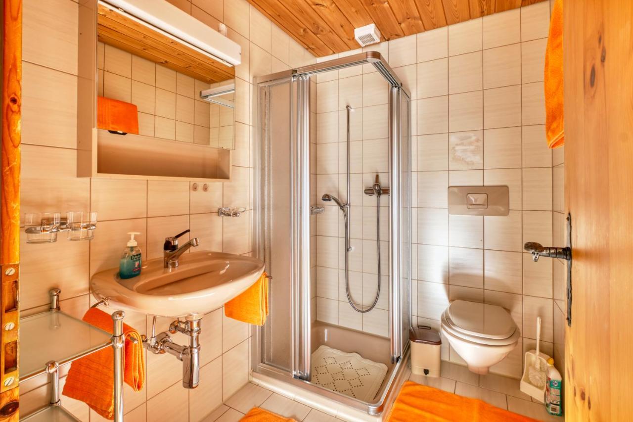 Apartamento Chasa Plajet Ramosch Exterior foto