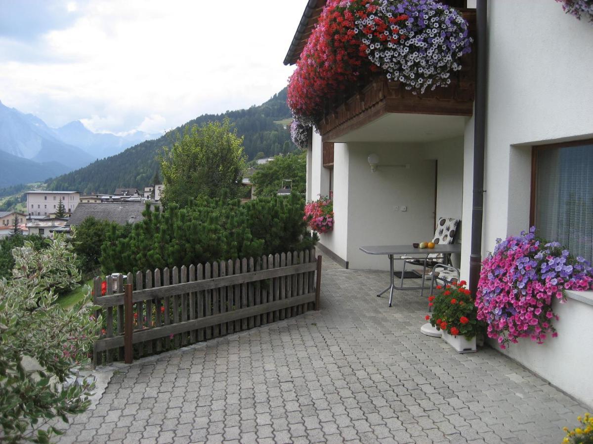 Apartamento Chasa Plajet Ramosch Exterior foto